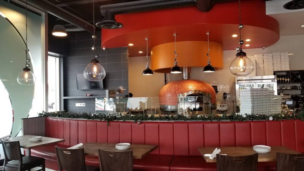 Veloce Italian Kitchen | meal takeaway | 400-1 Ira Needles Blvd Waterloo, ON N2T 0A6, Waterloo, ON N2T 0A6, Canada | 5195710100 OR +1 519-571-0100