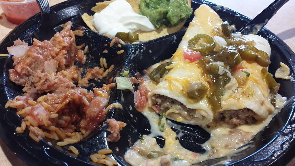 Taco Bueno | restaurant | 1210 W Will Rogers Blvd, Claremore, OK 74017, USA | 9183430971 OR +1 918-343-0971