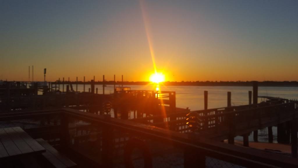 Teds Fishing Station | restaurant | 143 Bayside Dr, Point Lookout, NY 11569, USA | 5164314193 OR +1 516-431-4193