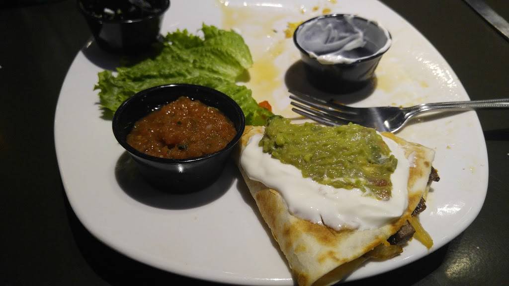 Bombshells | restaurant | 12810 Gulf Fwy, Houston, TX 77034, USA | 2814843279 OR +1 281-484-3279