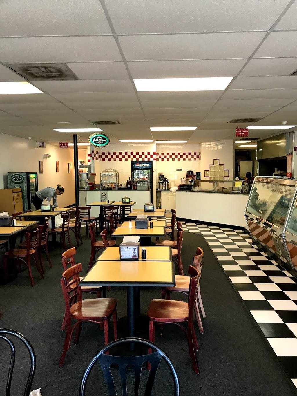 Broadway Deli & Grill | meal takeaway | 4100 Belfort Rd #2, Jacksonville, FL 32216, USA | 9042812211 OR +1 904-281-2211