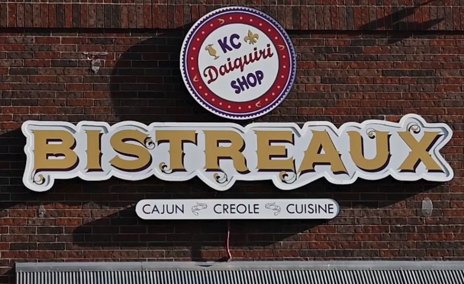 KC Daiquiri Shop Bistreaux | restaurant | 8725 Metcalf Ave, Overland Park, KS 66212, USA | 9137665319 OR +1 913-766-5319