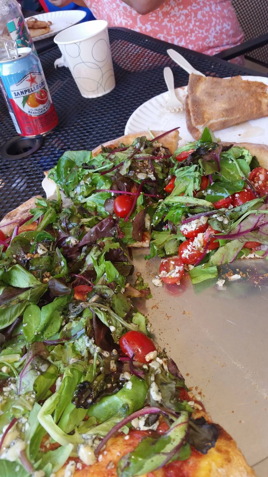 Ninos Pizza Star | restaurant | 301 N Harrison St # 19, Princeton, NJ 08540, USA | 6099217422 OR +1 609-921-7422