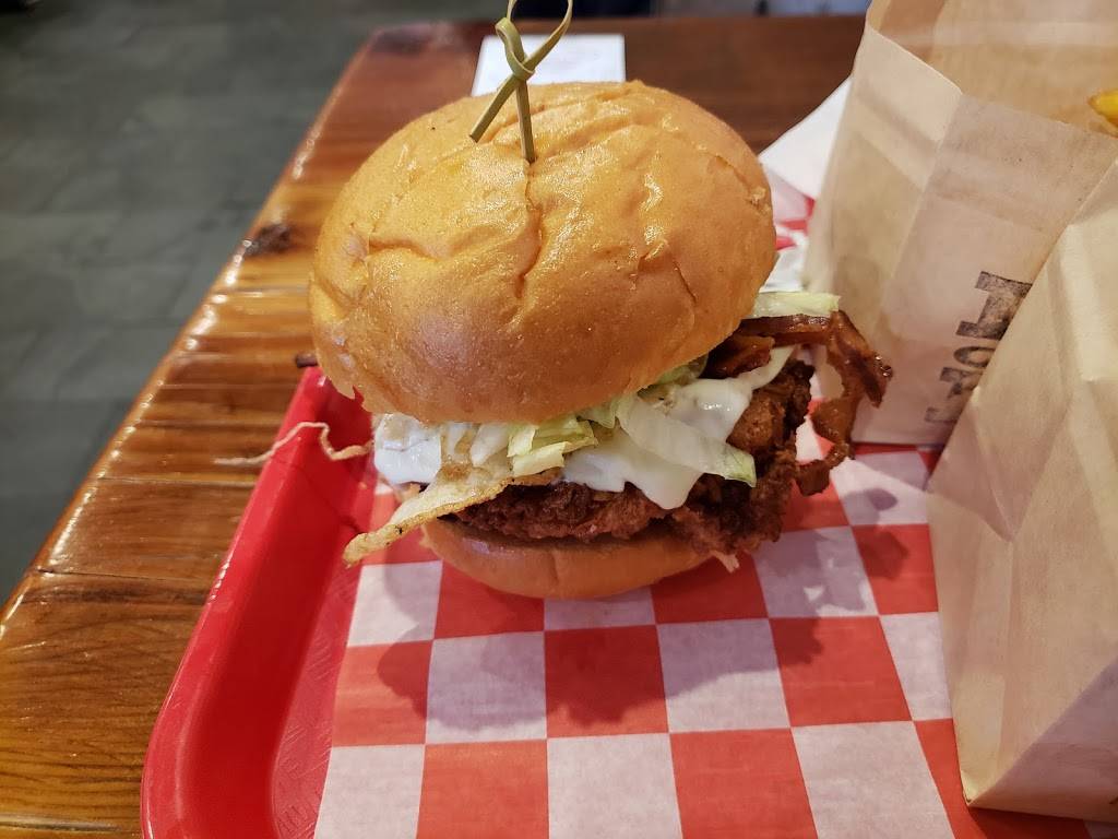 Bird On The Run | restaurant | 128 S Highland Ave, Pittsburgh, PA 15206, USA | 4124508915 OR +1 412-450-8915