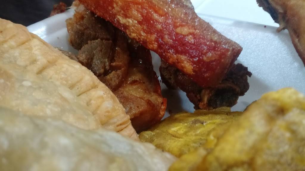 El Bochinche | restaurant | 680 Main St, Brockton, MA 02301, USA | 5089426525 OR +1 508-942-6525