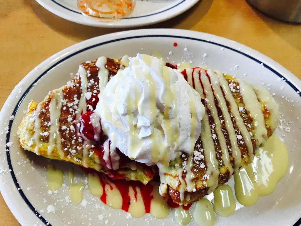 IHOP | restaurant | 2771 E Grand River Ave, East Lansing, MI 48823, USA | 5173378311 OR +1 517-337-8311