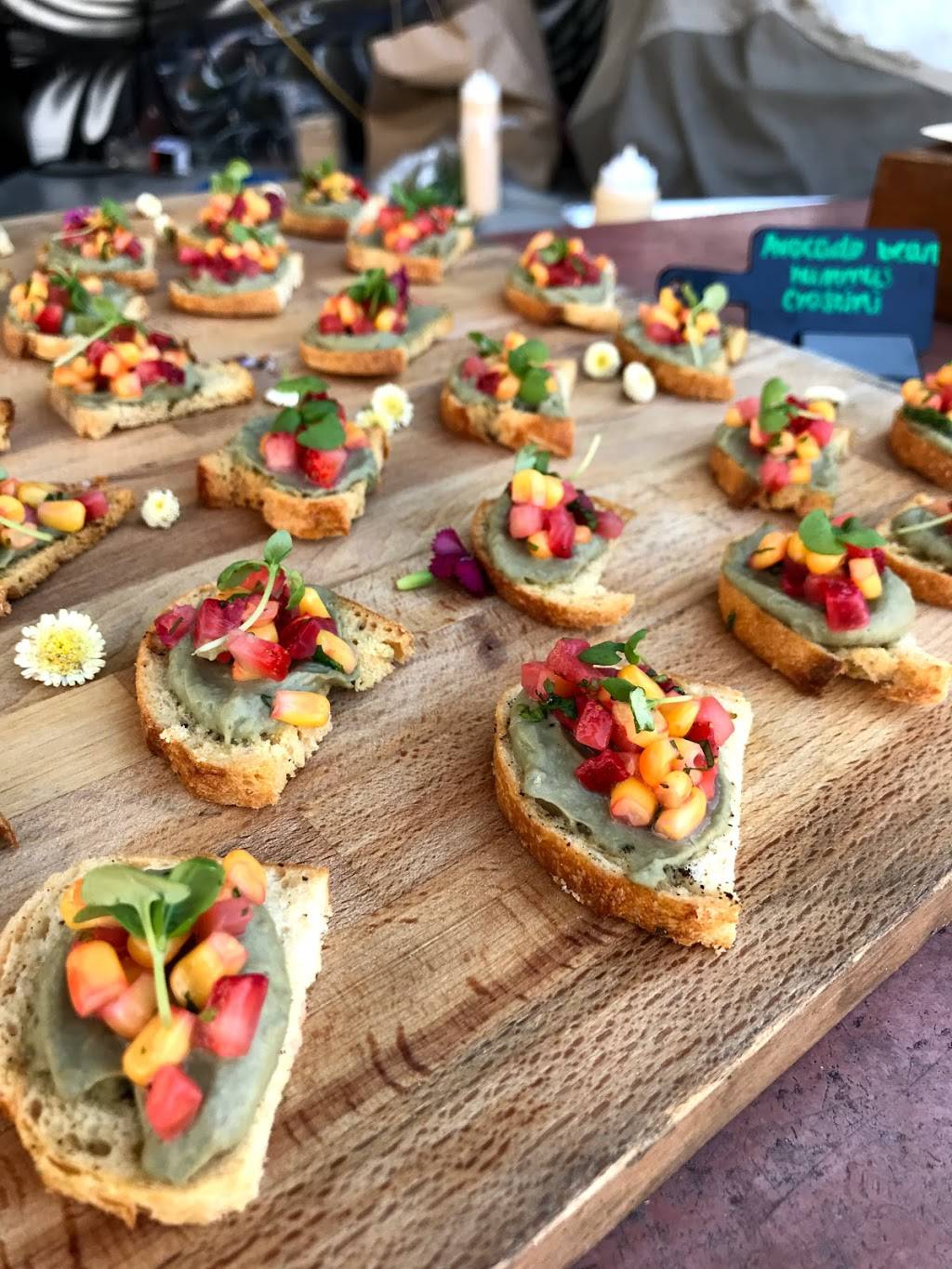 alaMar Kitchen & Bar | restaurant | 100 Grand Ave #111, Oakland, CA 94612, USA | 5109077555 OR +1 510-907-7555