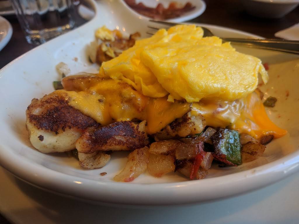 Cafe 31 North | restaurant | 217 Front St Suite A, McHenry, IL 60050, USA | 8156796630 OR +1 815-679-6630