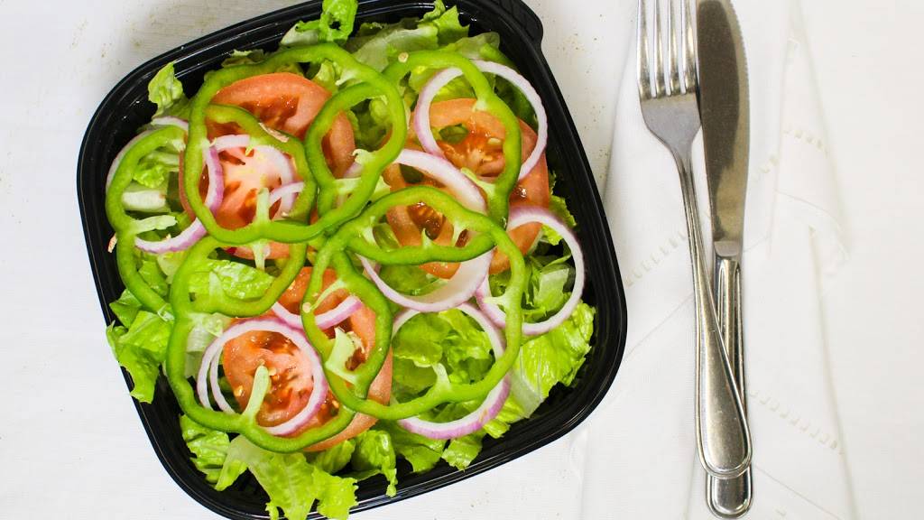 Ginos Pizza | restaurant | 1550 S Gateway Rd, Mississauga, ON L4W 5K3, Canada | 9056258200 OR +1 905-625-8200