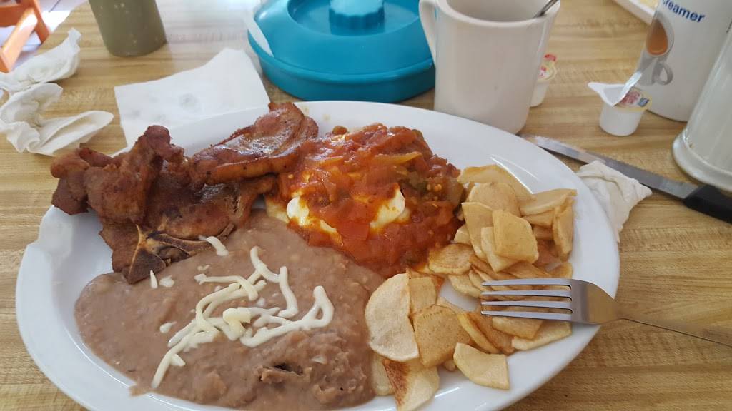 La Abuela Regina Restaurant | restaurant | 912 NW 25th St, Fort Worth, TX 76164, USA | 8176254263 OR +1 817-625-4263