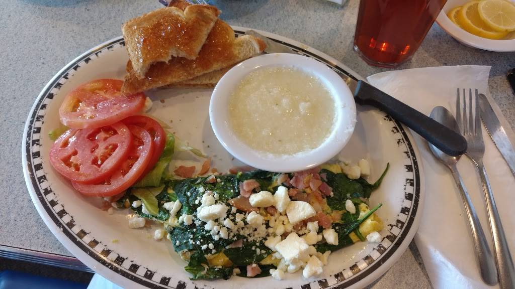 Carolinas Diner | restaurant | 10102 S Main St W, Archdale, NC 27263, USA | 3364344915 OR +1 336-434-4915