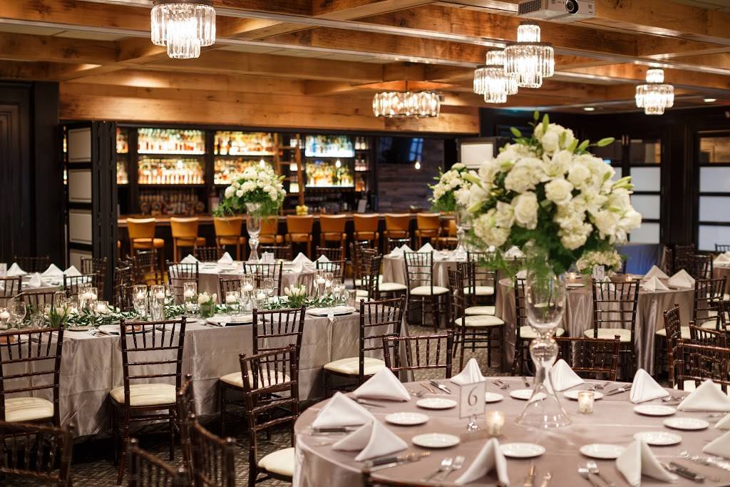 Malones Prime Events & Receptions | restaurant | 3373 Tates Creek Rd, Lexington, KY 40502, USA | 8599772602 OR +1 859-977-2602