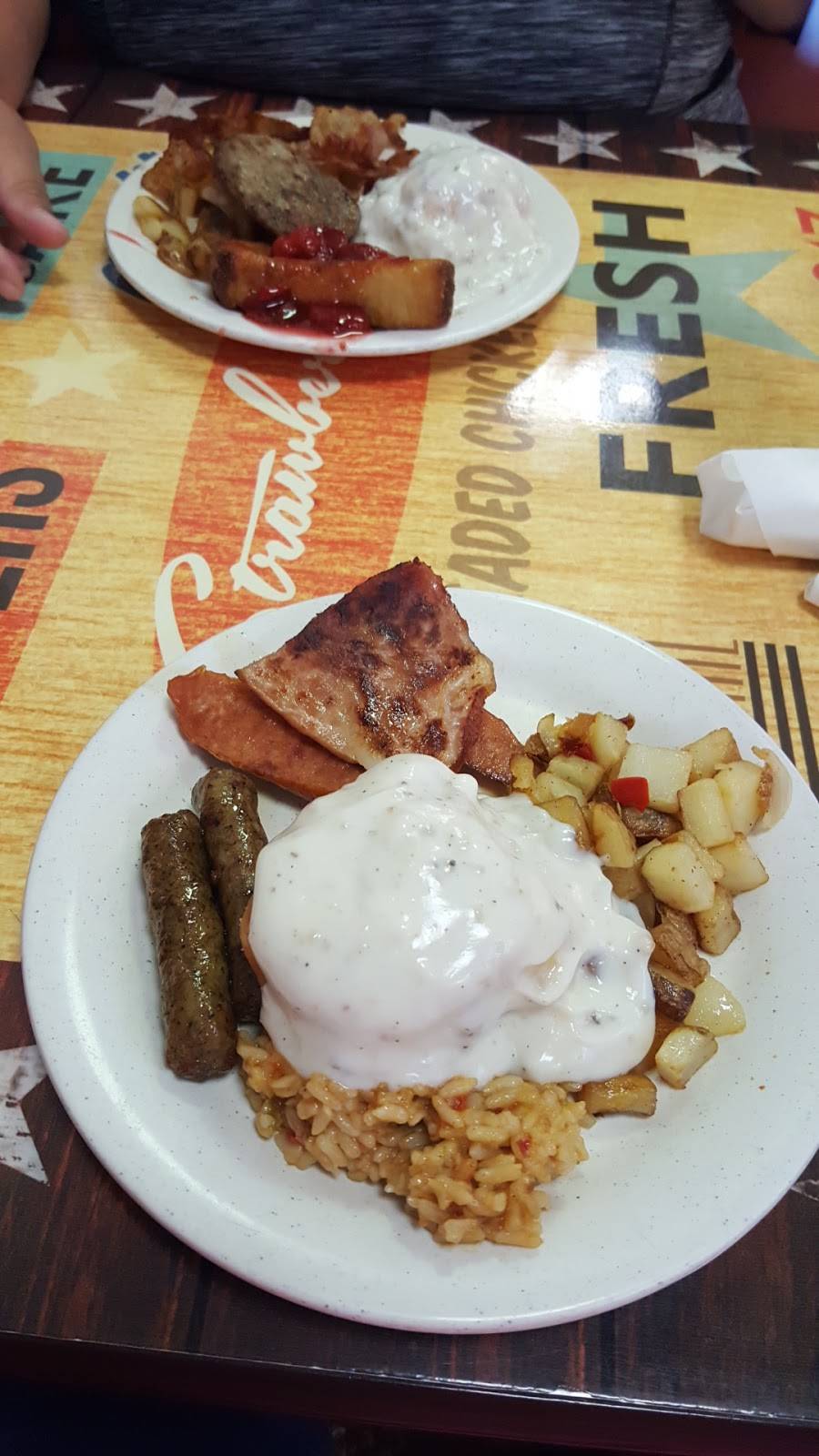 Shoneys Ripley | restaurant | 250 Clay Lick Rd, Ripley, WV 25271, USA | 3043726058 OR +1 304-372-6058