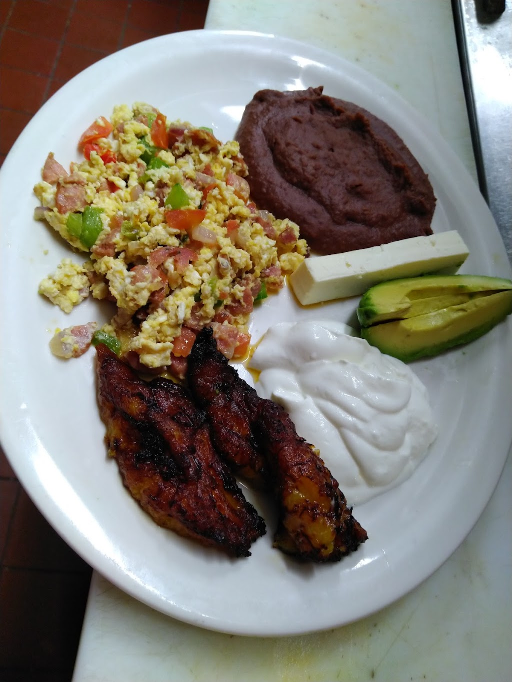 El Cabanita | meal delivery | 12 Winfield Scott Plaza, Elizabeth, NJ 07201, USA | 9084691142 OR +1 908-469-1142