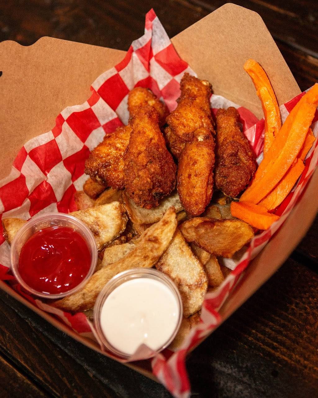 Draft Barn Beach | restaurant | 3029 Stillwell Ave, Brooklyn, NY 11224, USA | 6469014844 OR +1 646-901-4844