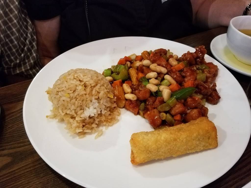 Chefs Asian Cuisine | restaurant | 10612 Hardin Valley Rd Ste 110, Knoxville, TN 37932, USA | 8656938688 OR +1 865-693-8688