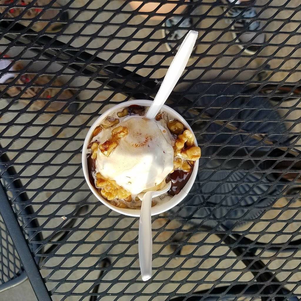 Tastee Freez | restaurant | 512 N Main St, Gordonsville, VA 22942, USA | 5408322979 OR +1 540-832-2979