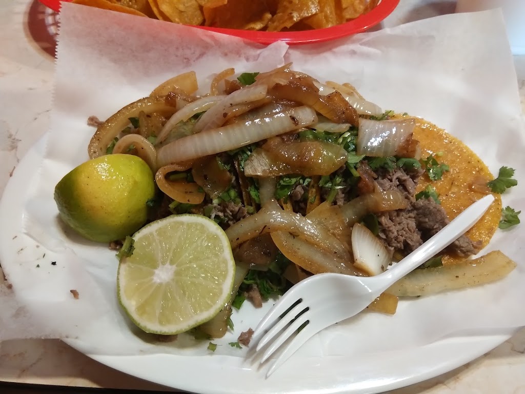 Taqueria De Jalisco | restaurant | 5914 FM 1015, Mercedes, TX 78570, USA | 9565651746 OR +1 956-565-1746
