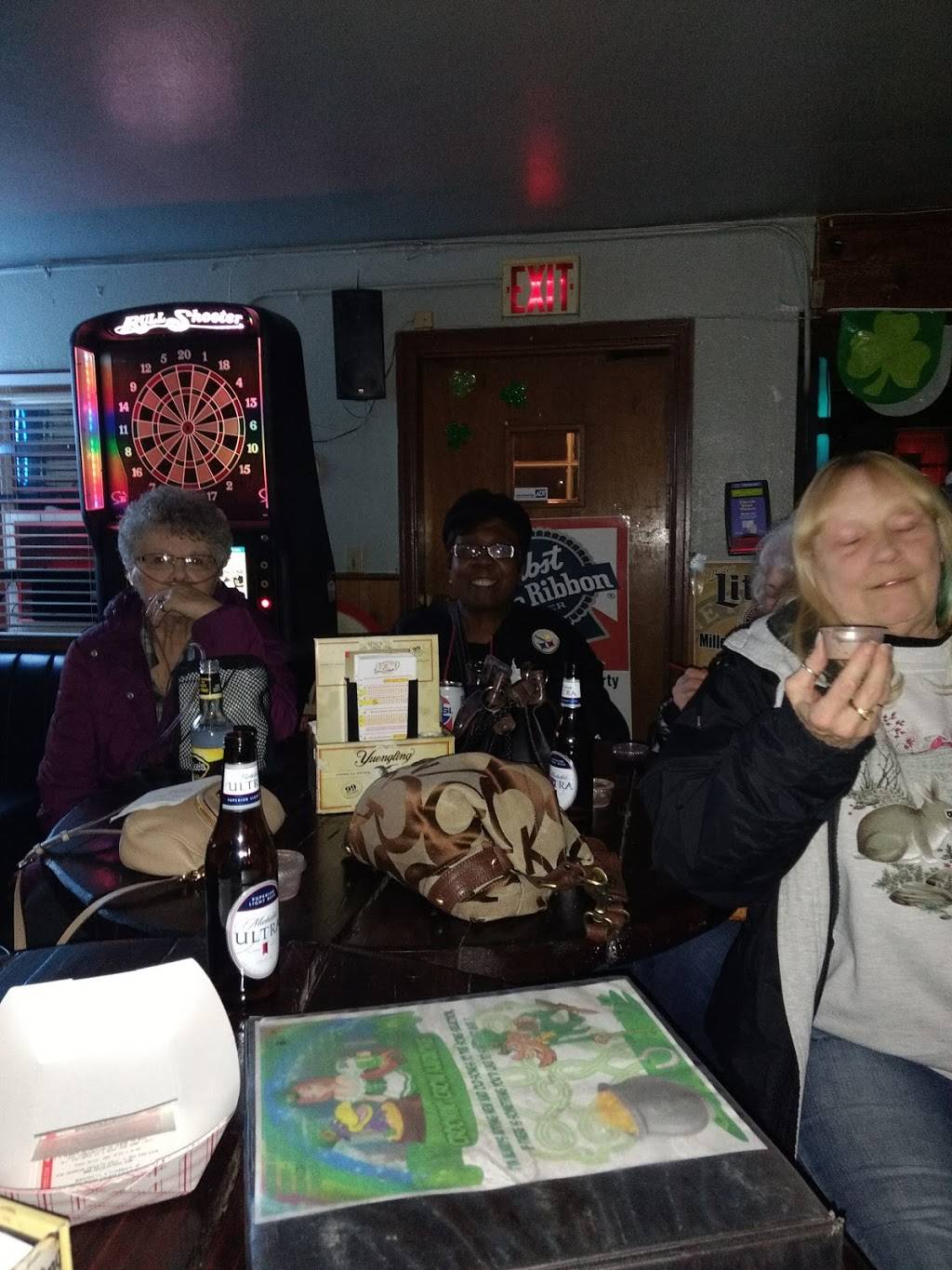 Big Shots Pub & Grub | restaurant | 121 S Stone St, Fremont, OH 43420, USA | 4193342337 OR +1 419-334-2337