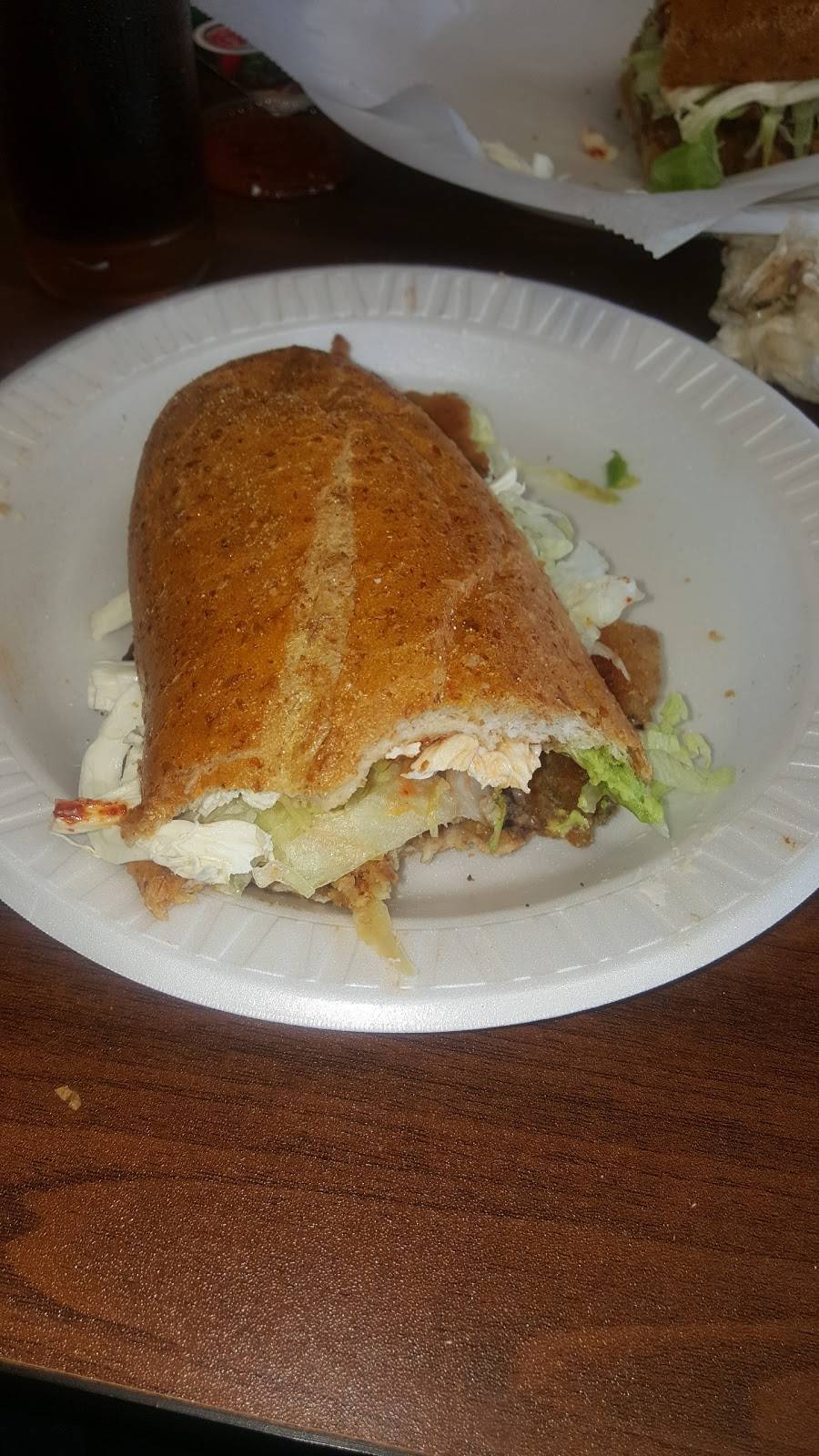 Don Lalo | restaurant | 120 President St, Passaic, NJ 07055, USA | 9739554424 OR +1 973-955-4424