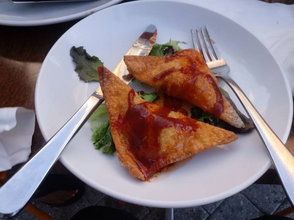 Brookland Pint | restaurant | 716 Monroe St NE, Washington, DC 20017, USA | 2027582757 OR +1 202-758-2757