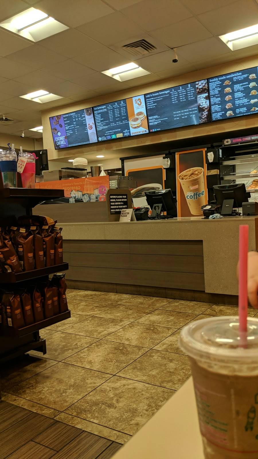 Dunkin Donuts | cafe | 10608 E Bay Rd, Gibsonton, FL 33534, USA | 8135332175 OR +1 813-533-2175