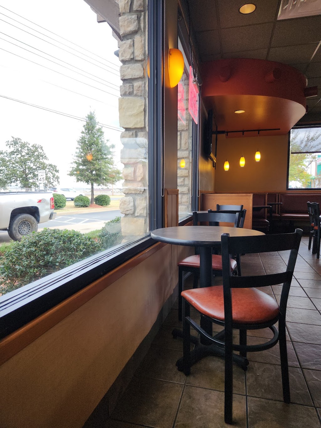Taco Bueno | restaurant | 1155 Dave Ward Dr, Conway, AR 72034, USA | 5014503999 OR +1 501-450-3999