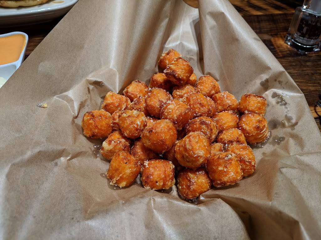 Truland Burgers & Greens | restaurant | 7332 N Oracle Rd, Tucson, AZ 85704, USA | 5203952975 OR +1 520-395-2975