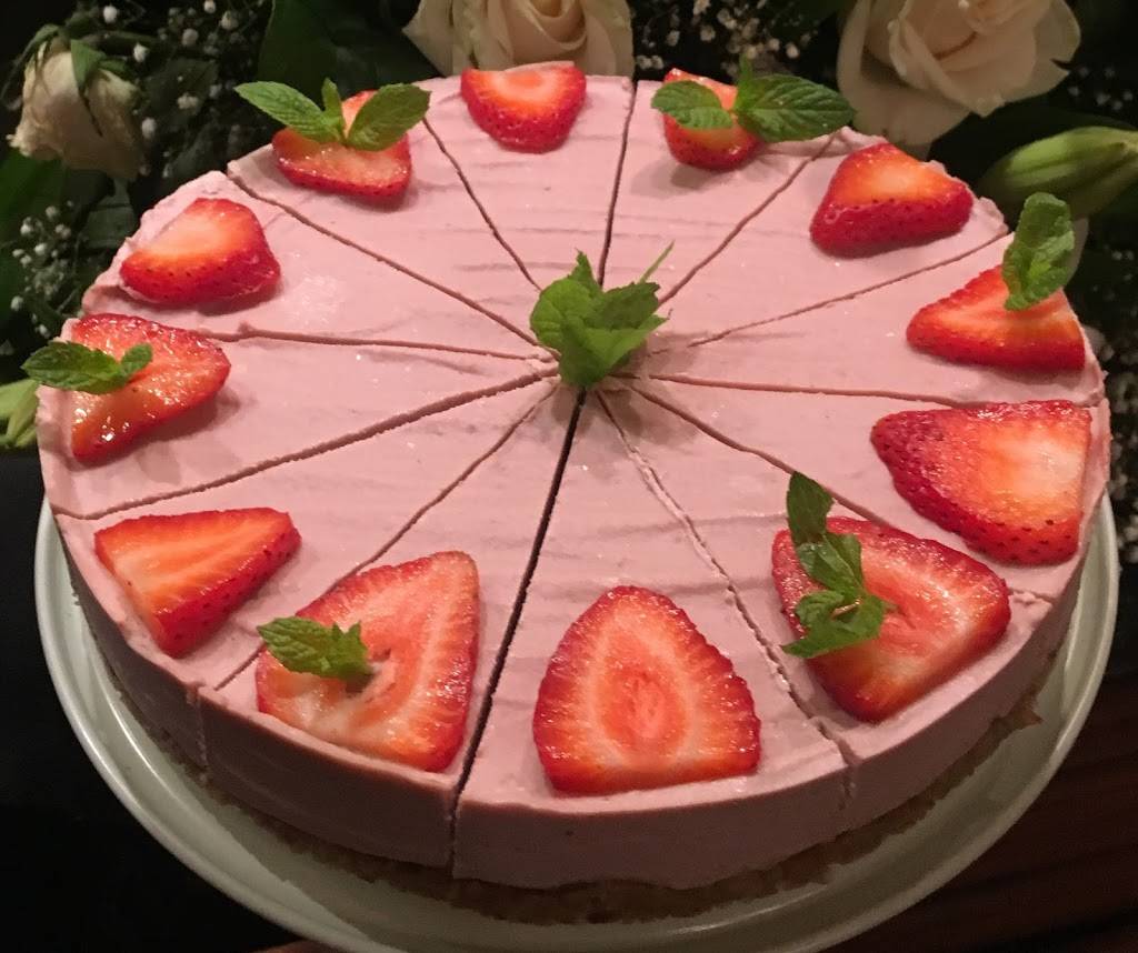 Veganics Vegan Catering | bakery | 12809 Venice Blvd, Los Angeles, CA 90066, USA | 3103908343 OR +1 310-390-8343