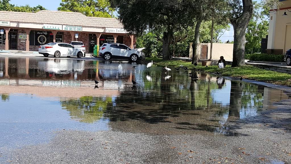 KFC | restaurant | 14470 S Military Trail, Delray Beach, FL 33484, USA | 5614953982 OR +1 561-495-3982