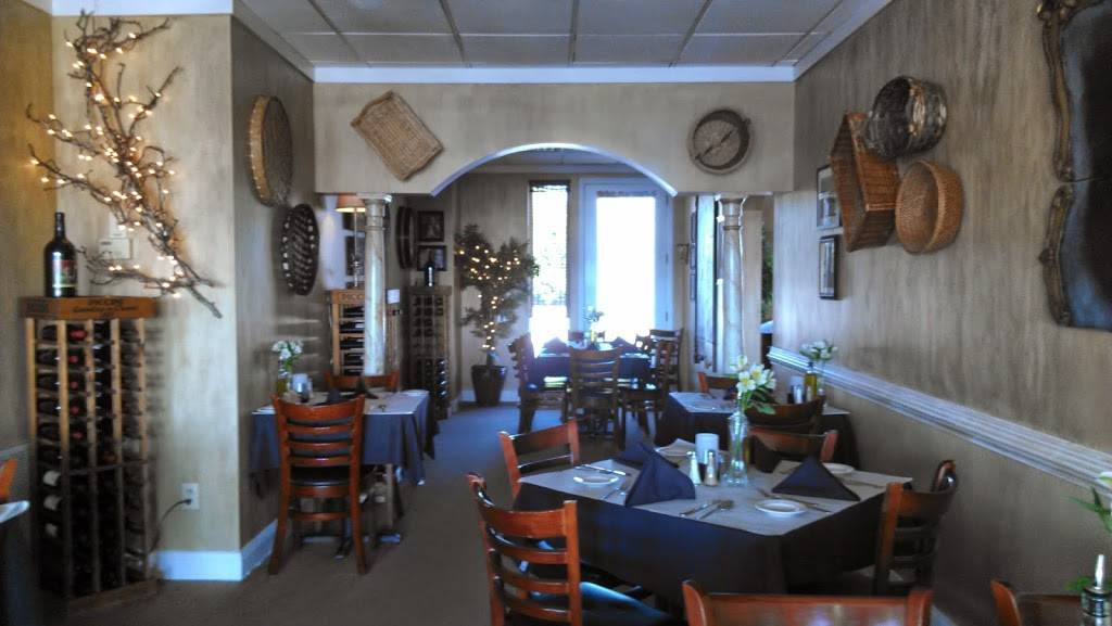 Josephs Italian Bistro & Chop House | restaurant | 5003 OQuinn Blvd SE C, Southport, NC 28461, USA | 9104544440 OR +1 910-454-4440