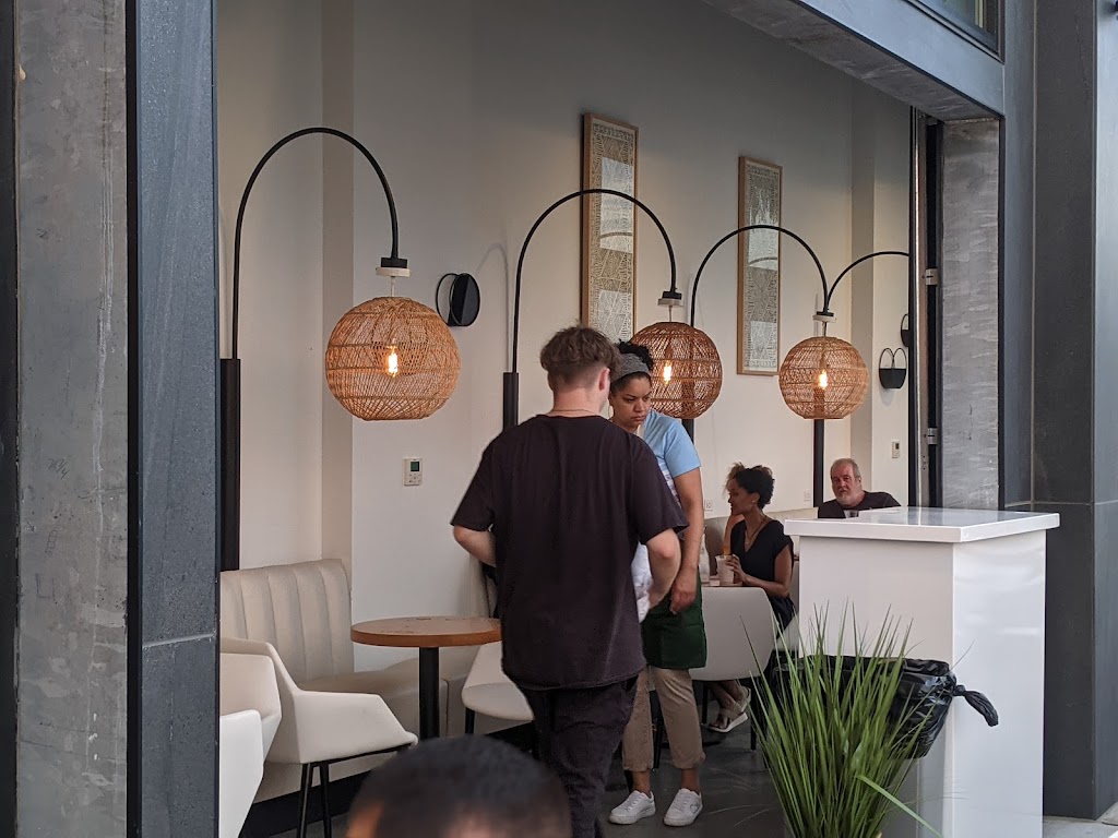 The Lounge at Cut 21 | restaurant | 21 Revere Beach Blvd, Revere, MA 02151, USA | 8573452888 OR +1 857-345-2888