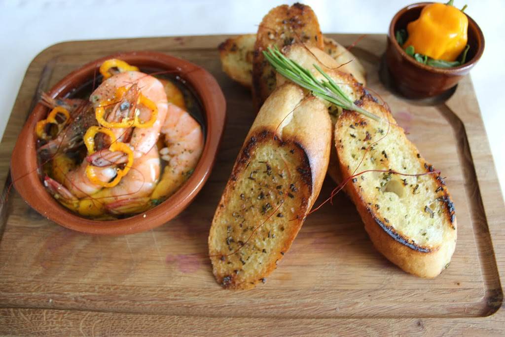 Casa Carbone Ristorante | restaurant | 233 Earl Stewart Dr, Aurora, ON L4G 6V8, Canada | 9055032372 OR +1 905-503-2372