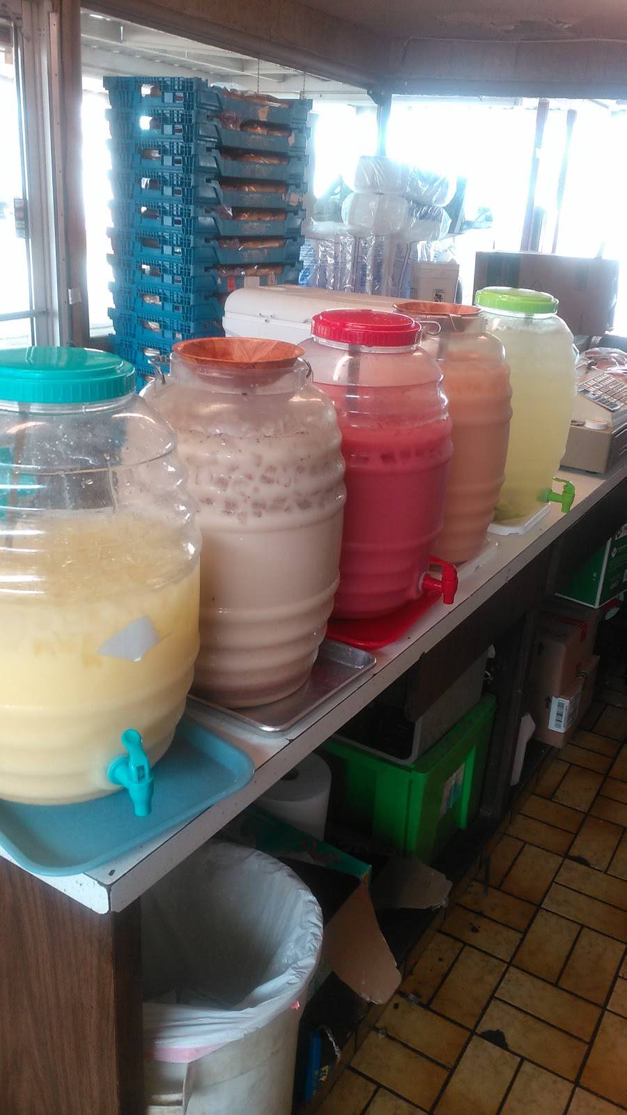 Tonys Tacos | restaurant | 2409, 3300 S Western Ave, Oklahoma City, OK 73109, USA | 4056349999 OR +1 405-634-9999