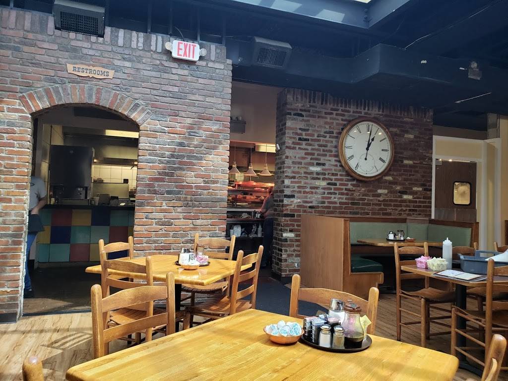 Tex & Shirley’s Family Restaurant | restaurant | 1720 Battleground Ave, Greensboro, NC 27408, USA | 3368970100 OR +1 336-897-0100