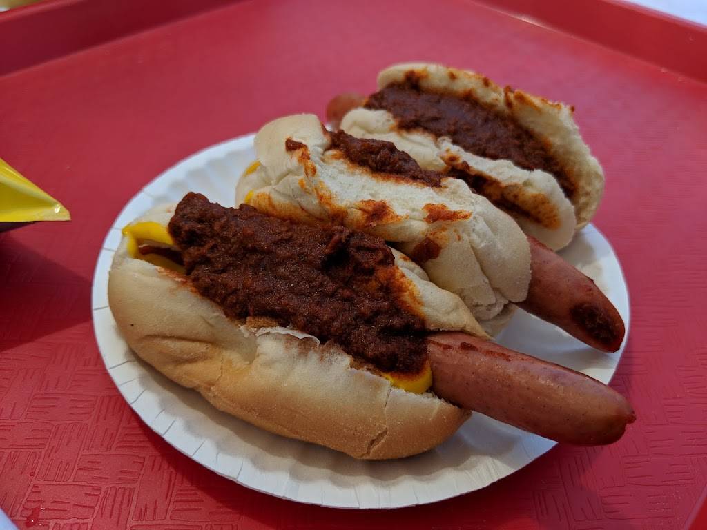 Guss Hotdogs | restaurant | 212 25th St, Watervliet, NY 12189, USA | 5182738743 OR +1 518-273-8743