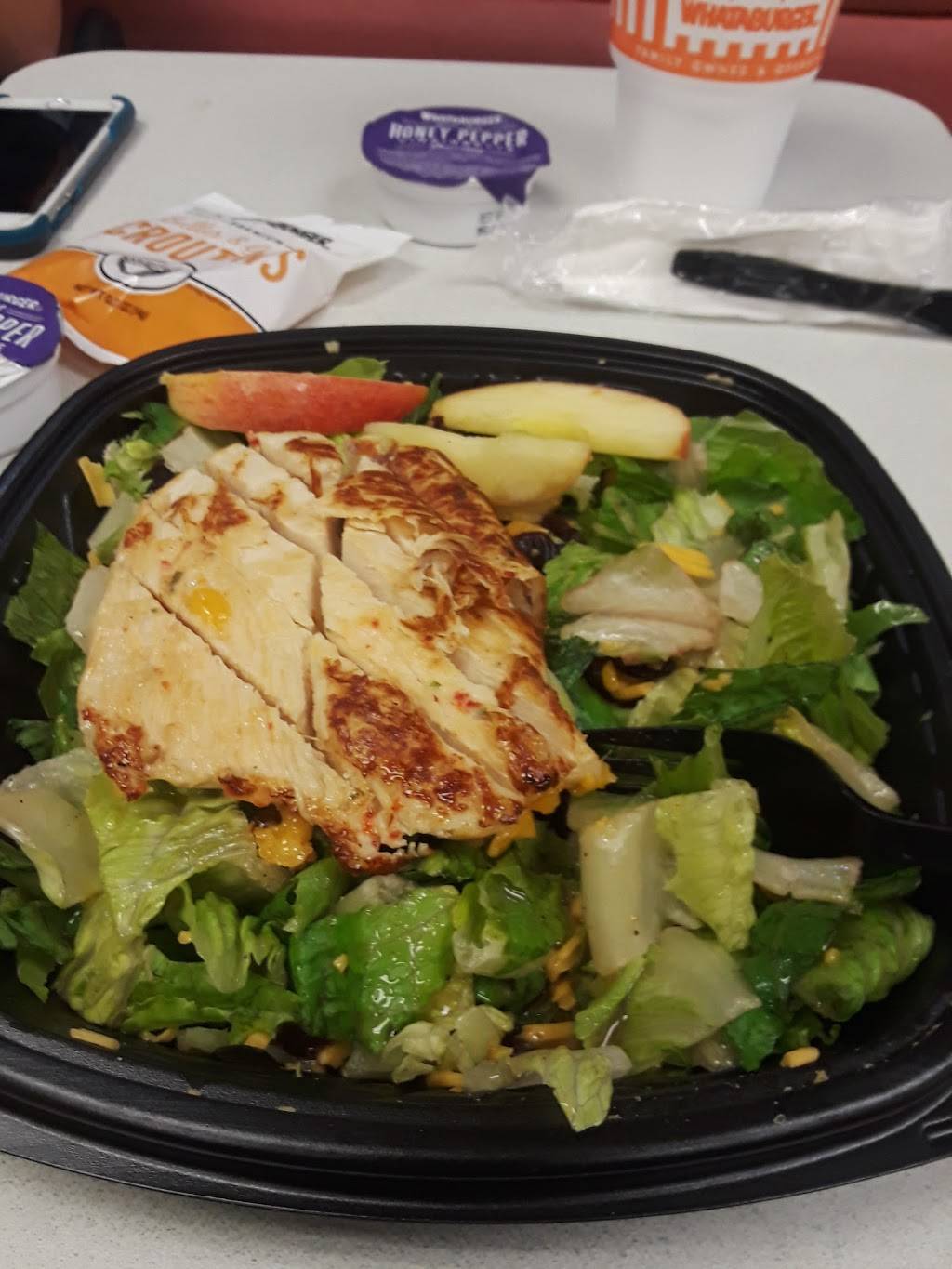 Whataburger | restaurant | 1118 Roosevelt Ave, San Antonio, TX 78210, USA | 2105340911 OR +1 210-534-0911