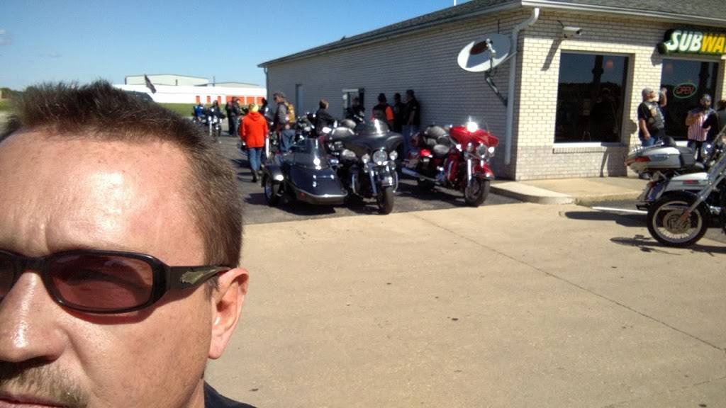 Subway | restaurant | 1405 5th St, Lacon, IL 61540, USA | 3092467827 OR +1 309-246-7827