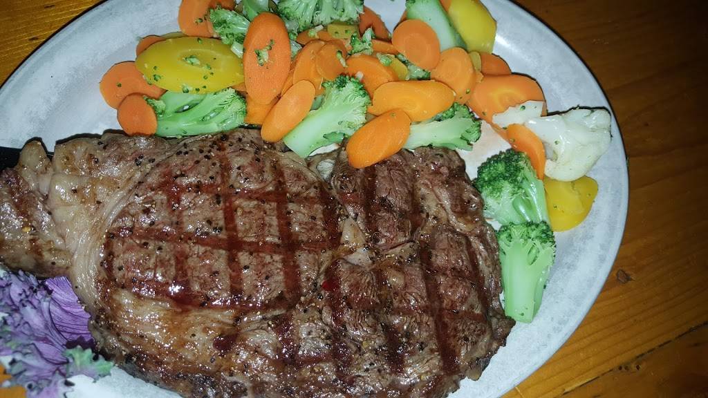 Rustic Inn | restaurant | 133 N Saginaw St, St Charles, MI 48655, USA | 9898656466 OR +1 989-865-6466