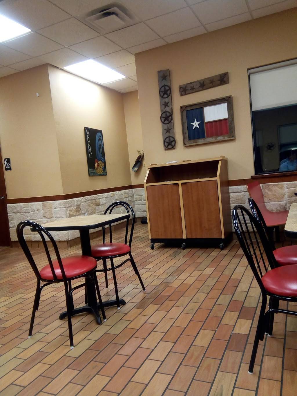 Chicken Express | restaurant | 1517 W Panola St, Carthage, TX 75633, USA | 9036937073 OR +1 903-693-7073
