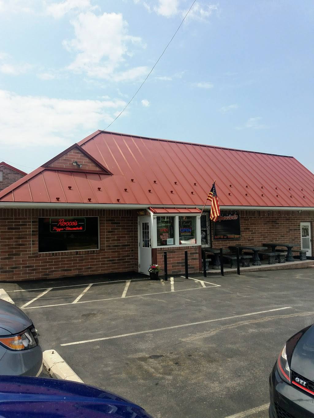 Roccos Pizza | restaurant | 301 Main St, York Springs, PA 17372, USA | 7175284706 OR +1 717-528-4706