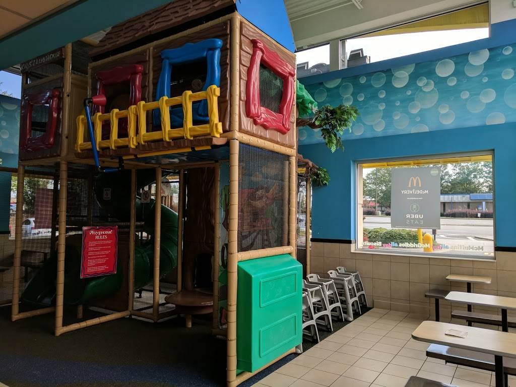 McDonalds | cafe | 591 Holcomb Bridge Rd, Roswell, GA 30076, USA | 7709922974 OR +1 770-992-2974