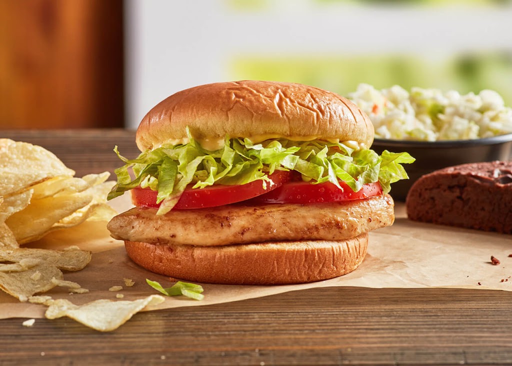 Zaxbys Chicken Fingers & Buffalo Wings | restaurant | 1800 Gulf Shores Pkwy, Gulf Shores, AL 36542, USA | 2519480400 OR +1 251-948-0400