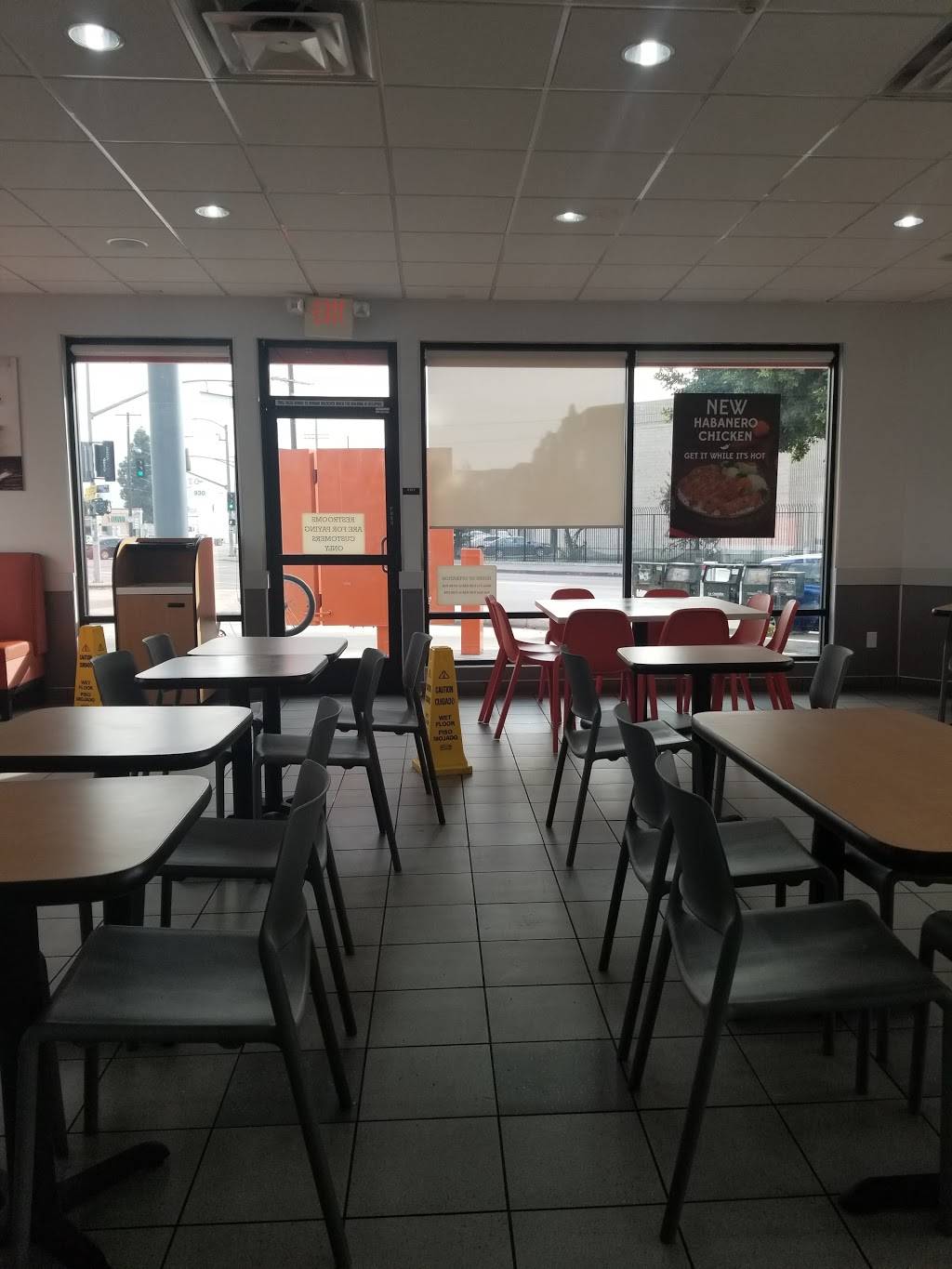 Yoshinoya Olympic & Alameda | restaurant | 1777 E Olympic Blvd, Los Angeles, CA 90021, USA | 2133271070 OR +1 213-327-1070