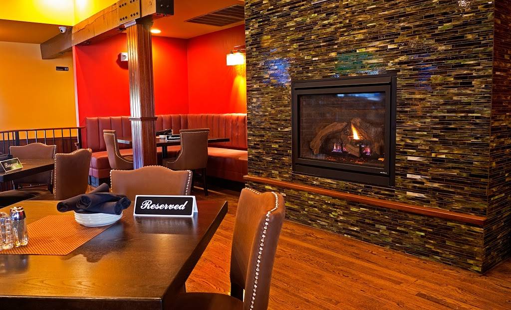 Square Celt Ale House & Grill | restaurant | 39 Orland Square Dr, Orland Park, IL 60462, USA | 7082269600 OR +1 708-226-9600