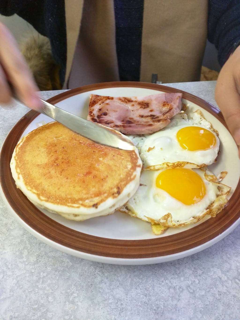 50/50 Diner | restaurant | 440 River St, Fitchburg, MA 01420, USA | 9783458030 OR +1 978-345-8030