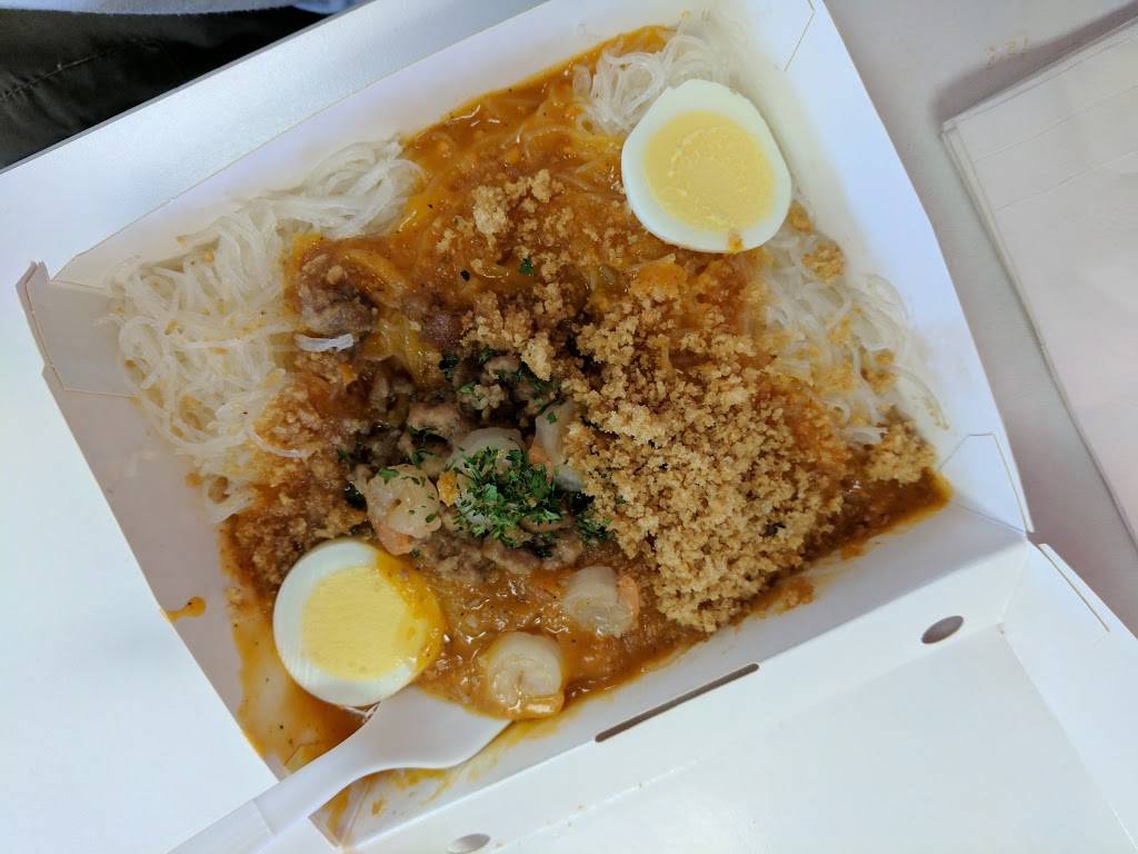 Jollibee | meal delivery | 139 W Carson St, Carson, CA 90745, USA | 3105131941 OR +1 310-513-1941