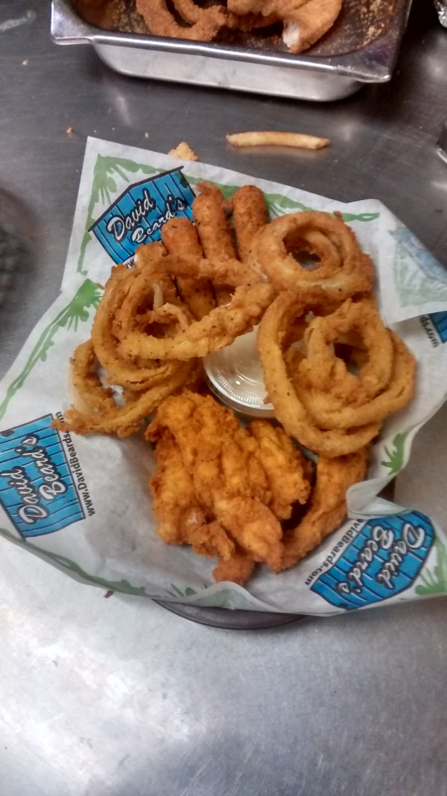 Catfish King Restaurant | restaurant | 305 Sterlington Rd, Monroe, LA 71203, USA | 3183226115 OR +1 318-322-6115