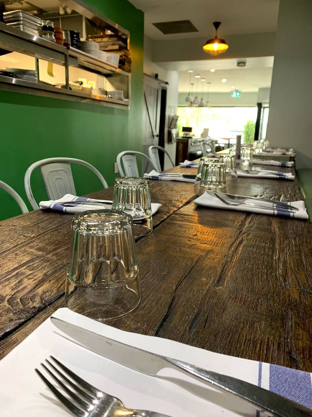 Trius + aiM Bistro | restaurant | 270 Browns Line, Etobicoke, ON M8W 3T5, Canada | 6473512700 OR +1 647-351-2700