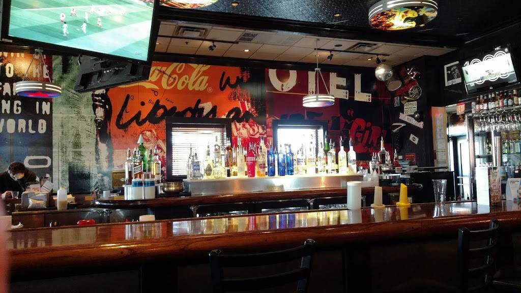 TGI Fridays | restaurant | 676 S Rand Rd, Lake Zurich, IL 60047, USA | 8477268237 OR +1 847-726-8237